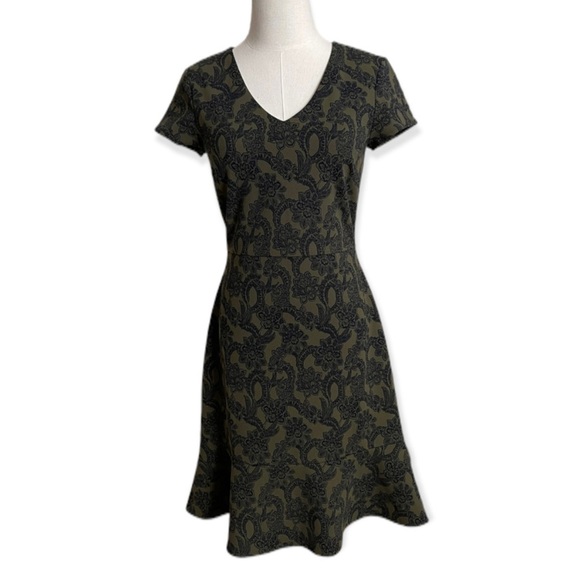 Banana Republic NWT 6P Olive Floral Dress - Picture 9 of 11
